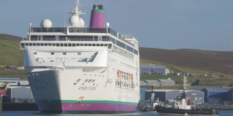 Otro crucero queda en cuarentena en Burdeos, ahora por presuntos casos de norovirus