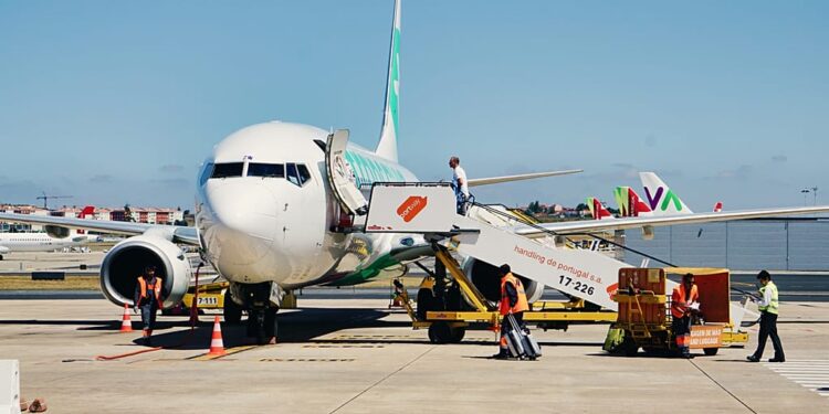 Una huelga nacional amenaza con cancelar 500 vuelos en Portugal