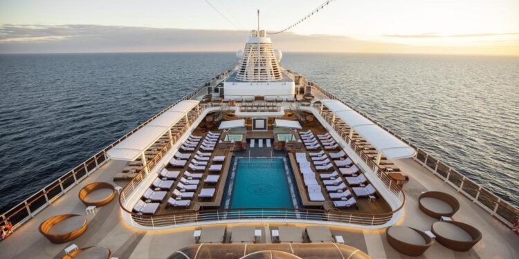 La vuelta al mundo en crucero y otras propuestas de ultralujo para viajar sin prisas