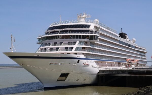 Viking Saturn hace primera visita a Honfleur
