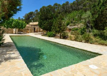 8 Airbnbs in Ibiza for Pure Relaxation and Balearic Charm
