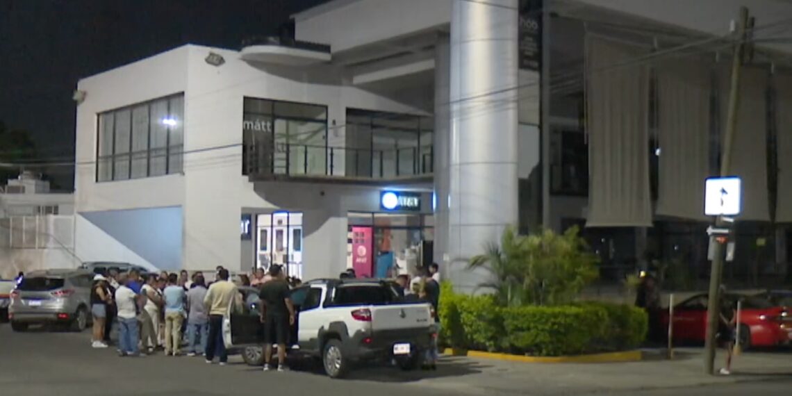 Hasta el momento ni amigos ni familiares saben el paradero de Irving. Foto: N+