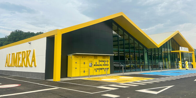 Alimerka, Ahorramas, Consum y Eroski inauguran supermercados