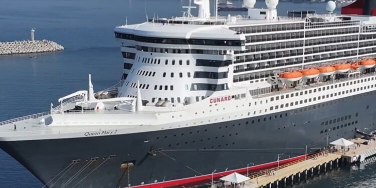 Crece 37% el arribo de turistas en cruceros al Puerto de Manzanillo durante el primer cuatrimestre - Almomento