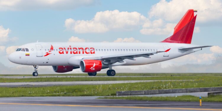 Avianca permite cambiar vuelos y solicitar reembolsos para viajes entre Bogotá y Caracas