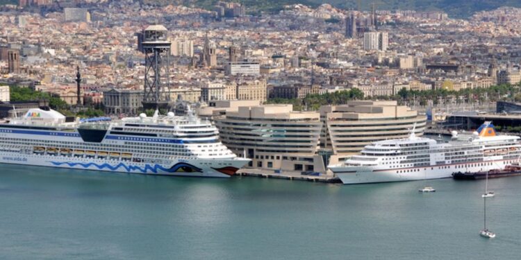 WTTC insta a Barcelona a reconsiderar el aumento propuesto de la tasa a los cruceristas
