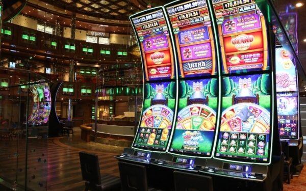 Carnival Cruise Line implementa sistema de gestión de casinos Synkros de Konami en toda la flota