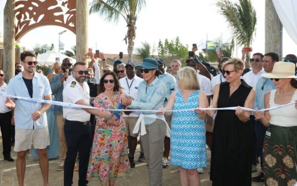 Carnival inaugura ampliaciones en RelaxAway, Half Moon Cay