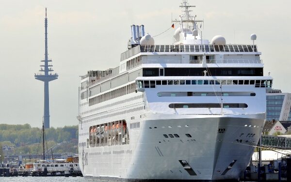 MSC Cruceros y Puerto de Kiel celebran 20 años de colaboración