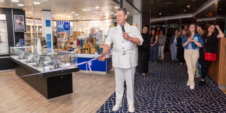 Celestyal mejora su experiencia de compras a bordo gracias a su alianza con Harding+