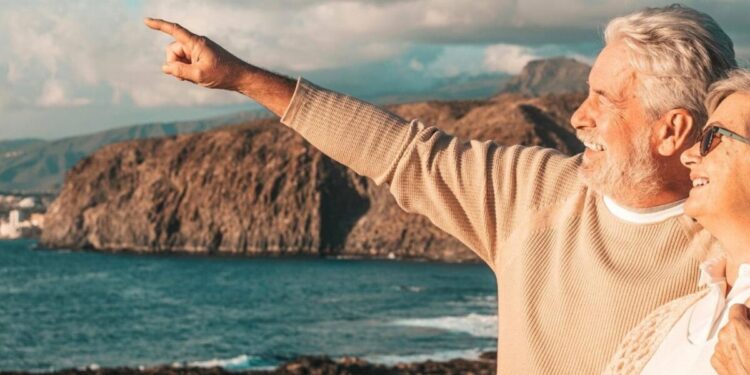 Cinco Estrellas Club lanza 'Club Sénior', una nueva línea de viajes para mayores de 55 años