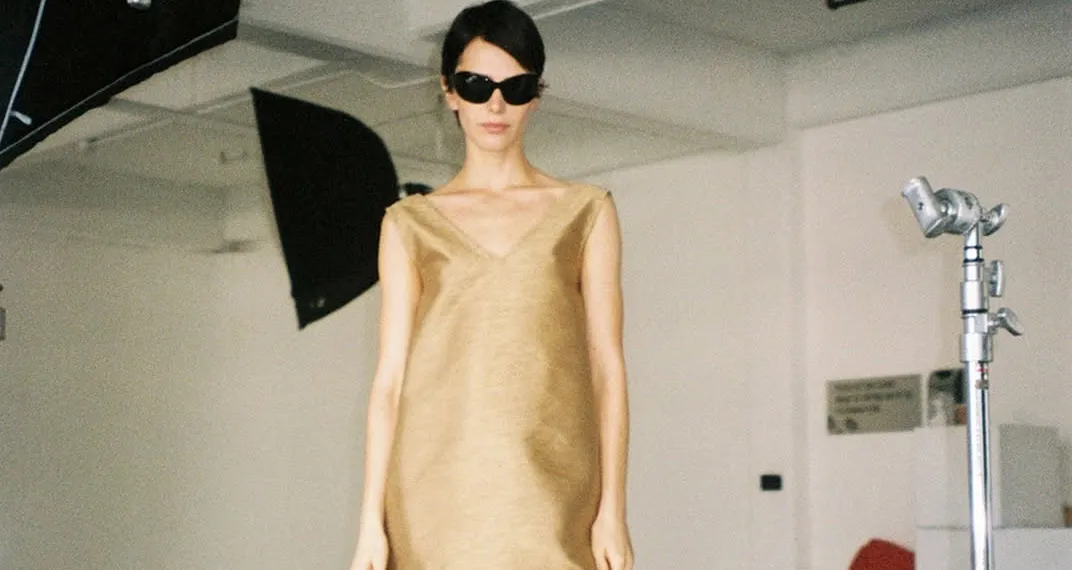 How to Style Taffeta Pants for Summer 2026