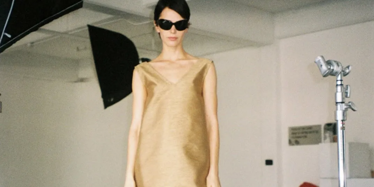 How to Style Taffeta Pants for Summer 2026