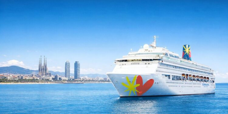 Imagen de un crucero Corazul Cruceros.