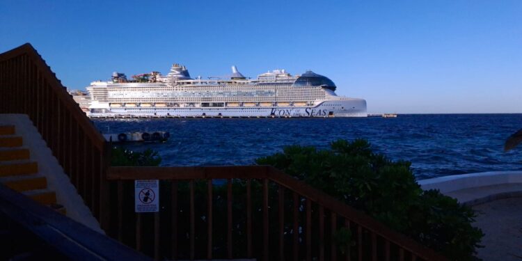 Resiste Cozumel temporada baja y apunta a un año histórico de cruceros