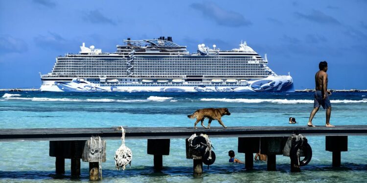 Naufraga el megaproyecto de Royal Caribbean en México, pero los tribunales no han dicho su última palabra