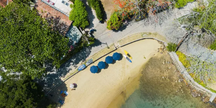 El potencial del segmento boutique en Búzios y la estrategia comercial de Vila da Santa Hotel Boutique & Spa.