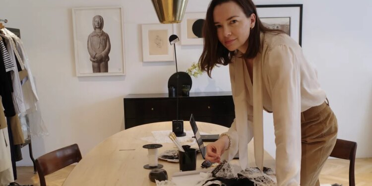 9-5: How Maria McManus Layers Feminine Staples With Sharp Tailoring