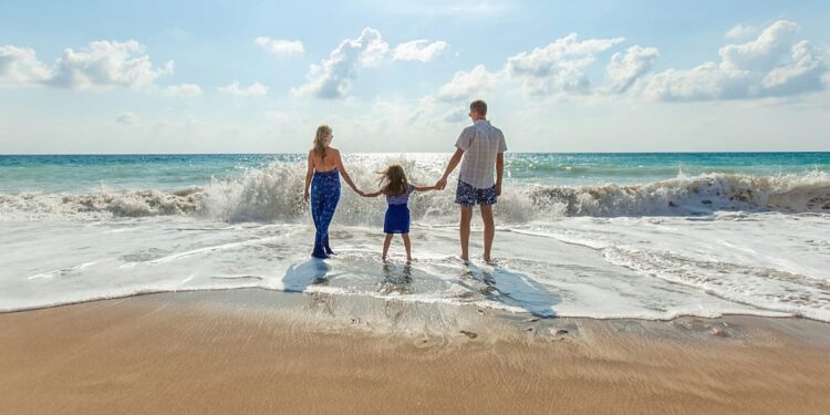 Escapadas cortas, vacaciones en familia y 'coolcations' impulsan la demanda en Europa
