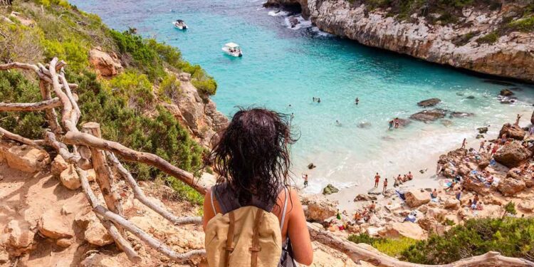 Europa mantiene su atractivo pese a la caída global de los viajes de larga distancia