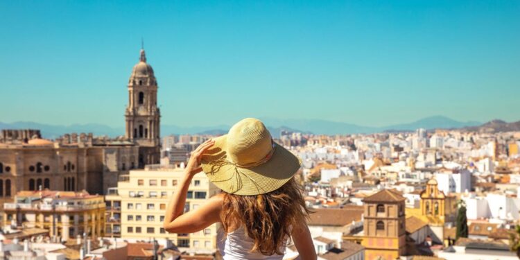 Viajar a Málaga con amigas: una escapada inolvidable a la ciudad del eterno verano