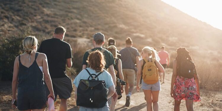 Viajar es la mejor forma de hacer amigos: el secreto para crear vínculos fuera de internet