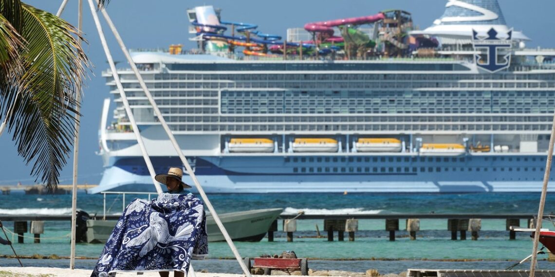 Por qué se canceló el megaproyecto de Royal Caribbean en Mahahual y qué consecuencias puede tener