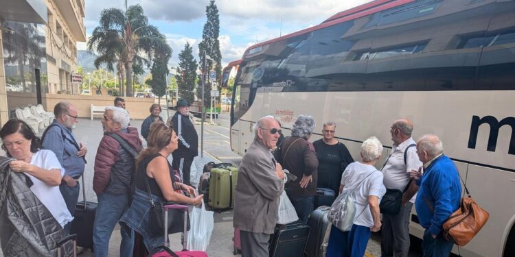 Beneficiarios del Imserso en un hotel de Orpesa durante una edición anterior del programa estatal de viajes subvencionados para mayores.