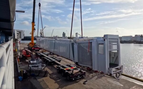 Port Tampa Bay inaugura pasarelas modulares