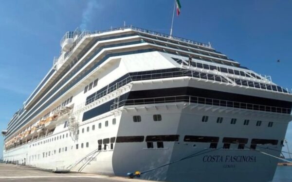 Primera de 15 escalas del Costa Fascinosa abre temporada en Taranto