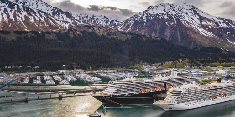 Royal Caribbean inauguró la terminal de cruceros más grande de Alaska