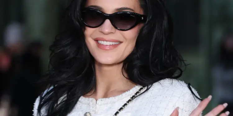 Kylie Jenner Is Staying Loyal to This Early 2000s Pedicure