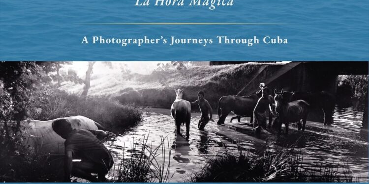 La editorial Amaurea publica La hora mágica: viajes de un fotógrafo por Cuba