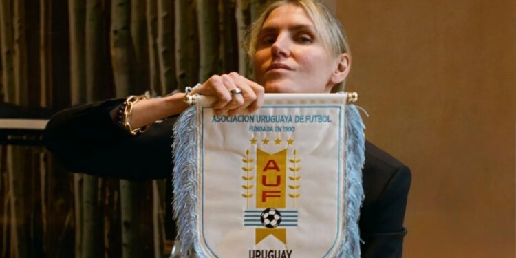 Gabriela Hearst revela la historia de los trajes de la Selección de Uruguay en el Mundial 2026: “El fútbol es casi religión en este país”