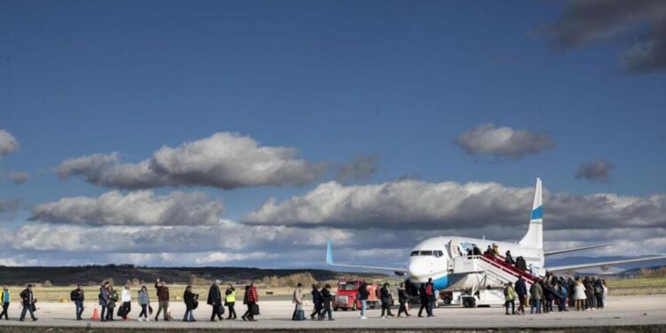 Las agencias de viajes critican las trabas para traer vuelos chárter a Burgos