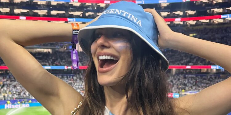 ‘Nobody Does It Like Argentinians’: Camila Morrone’s First World Cup Match Was a Smash