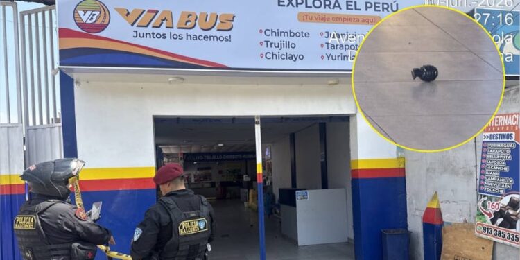 Los Olivos: delincuentes lanzan granada dentro de agencia de viajes con pasajeros y a plena luz del día