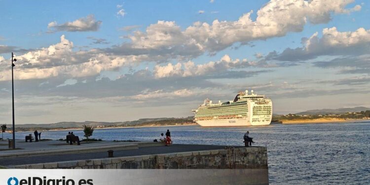 Más cruceros y menos pesqueros: el turismo marítimo bate récord mientras la pesca desaparece en los puertos cántabros
