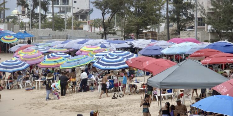 Mazatlán espera recibir más turistas este verano; proyectan 38% de ocupación hotelera en julio: Yeraldine Bonilla