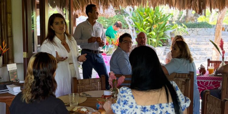 Impulsa Abelina López nuevos atractivos en Acapulco