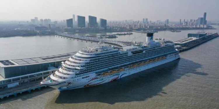 crucero adora magic city china