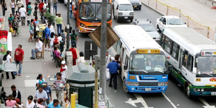 SUSPENDEN PARO DE TRANSPORTE ANUNCIADO