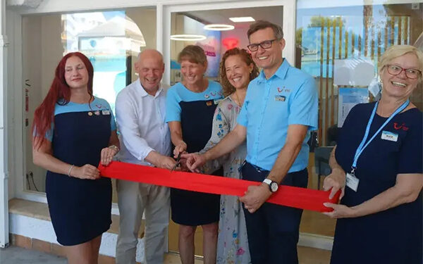 TUI estrena agencia en Mallorca para ganar terreno en España