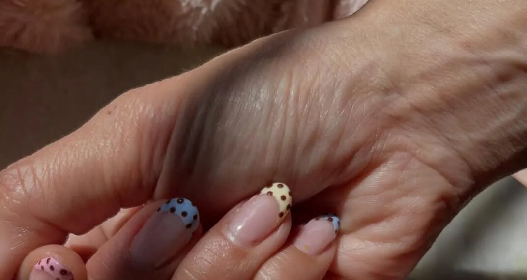 Lavender Milk Nails and 19 Other Non-Boring Pastel Nail Designs