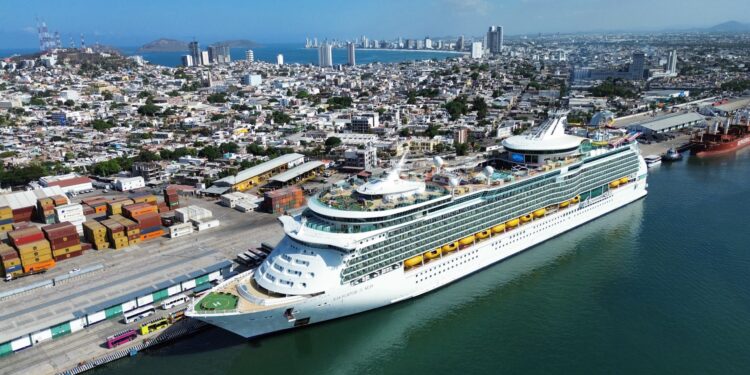 ¡Junio llega con marea de turistas! Más de 27 mil cruceristas desembarcarán en Mazatlán, Sinaloa