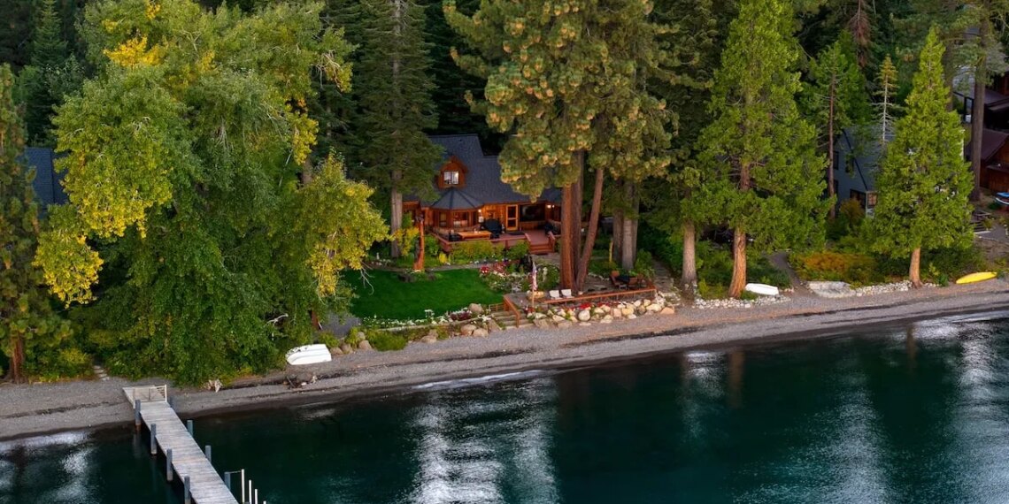 12 Quintessential Lake Tahoe Airbnbs for a True Alpine Experience