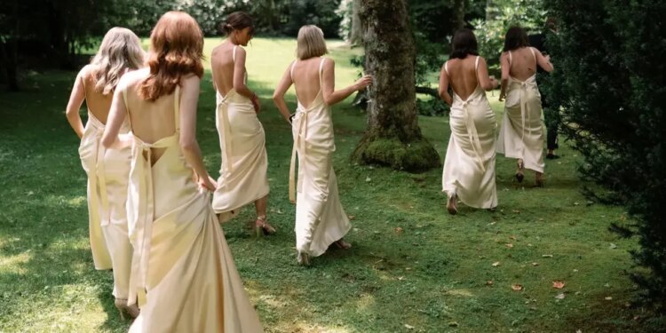 14 Bridesmaid Dress Brands to Bookmark If You're Planning a Wedding