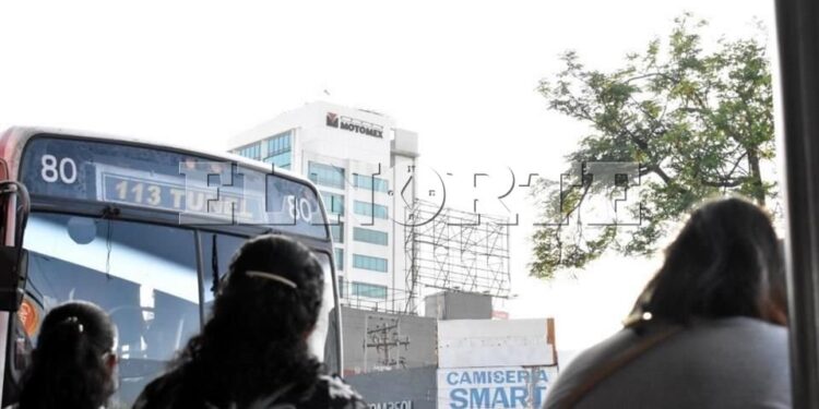 Acusan simulación en viajes 'acotados'
