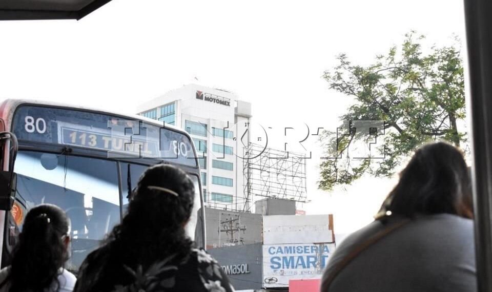 Acusan simulación en viajes 'acotados'