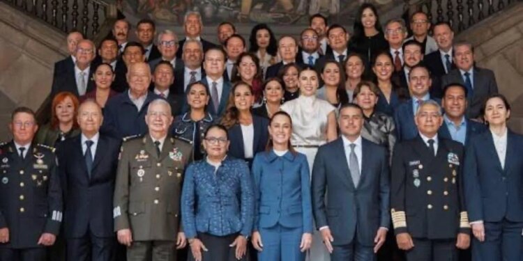 Alerta en Morena: piden a gobernadores y legisladores evitar viajes a Estados Unidos EUA